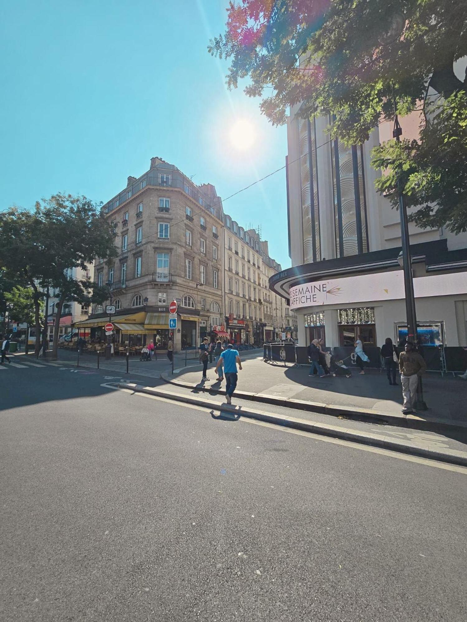 Studio Grand Rex Lägenhet Paris Exteriör bild